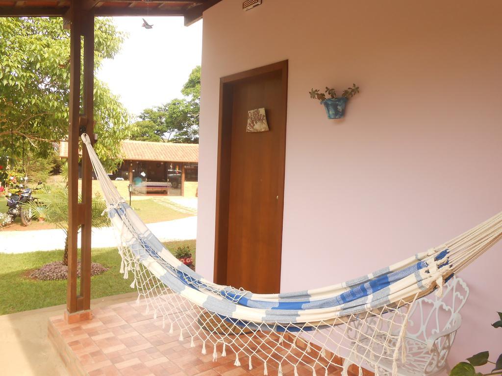 Pousada Andarilhos De Luz Cunha Habitación foto