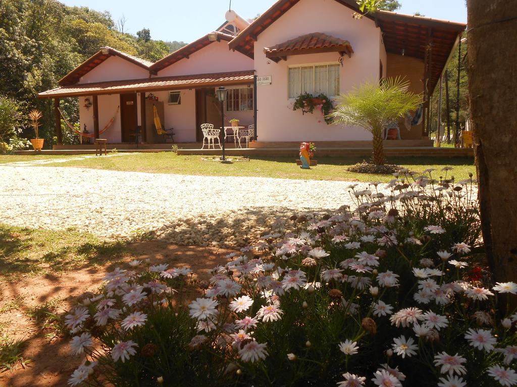 Pousada Andarilhos De Luz Cunha Exterior foto